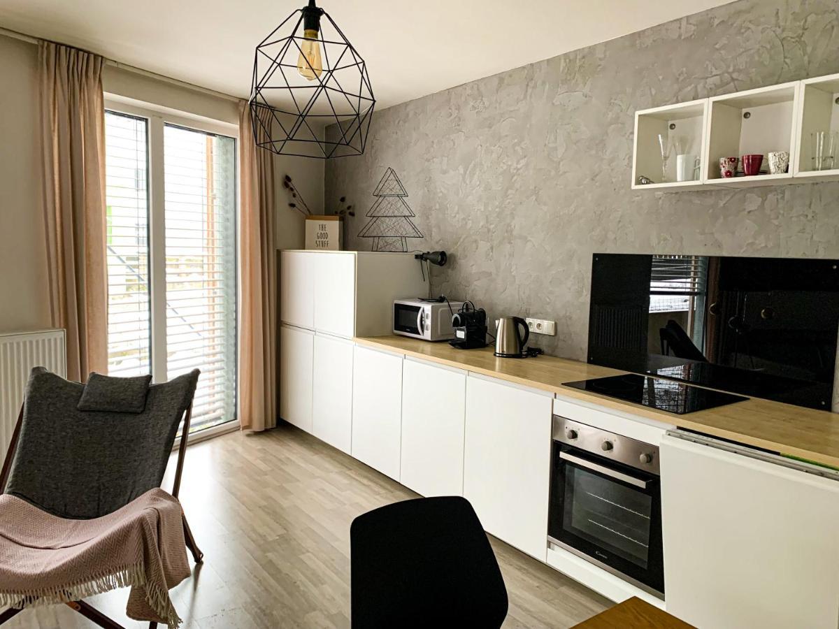 Jezerni Apartman S Terasou A Saunou V Lakepark Residence 도크시 외부 사진