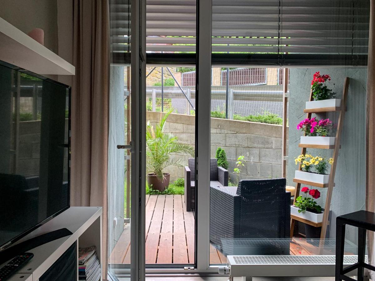 Jezerni Apartman S Terasou A Saunou V Lakepark Residence 도크시 외부 사진