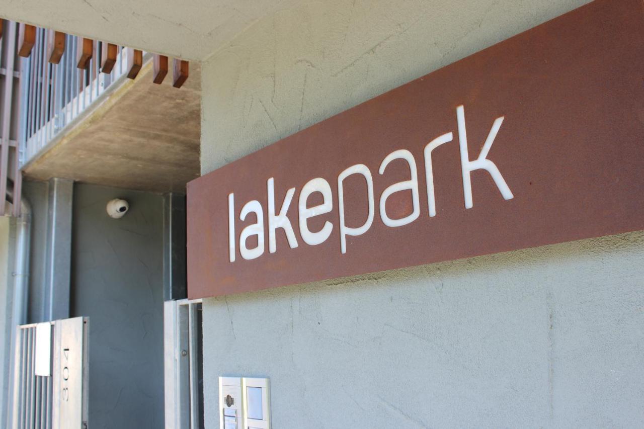 Jezerni Apartman S Terasou A Saunou V Lakepark Residence 도크시 외부 사진